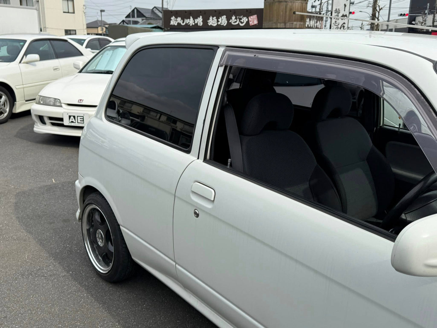 1999 Daihatsu Mira TR