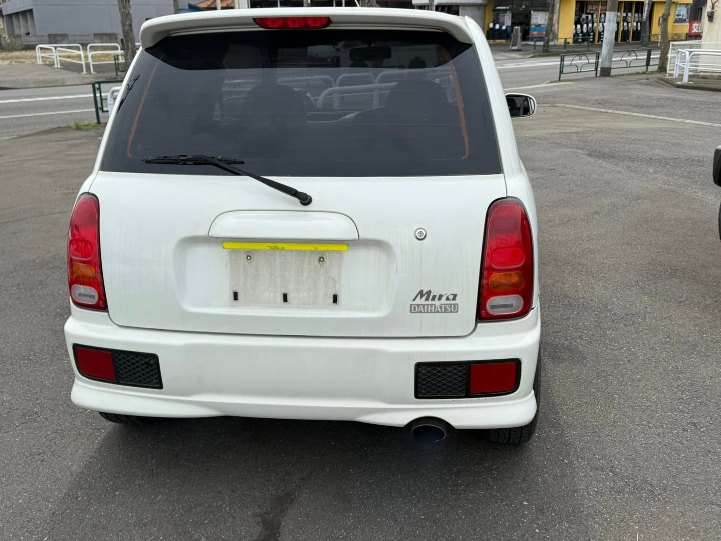 1999 Daihatsu Mira TR