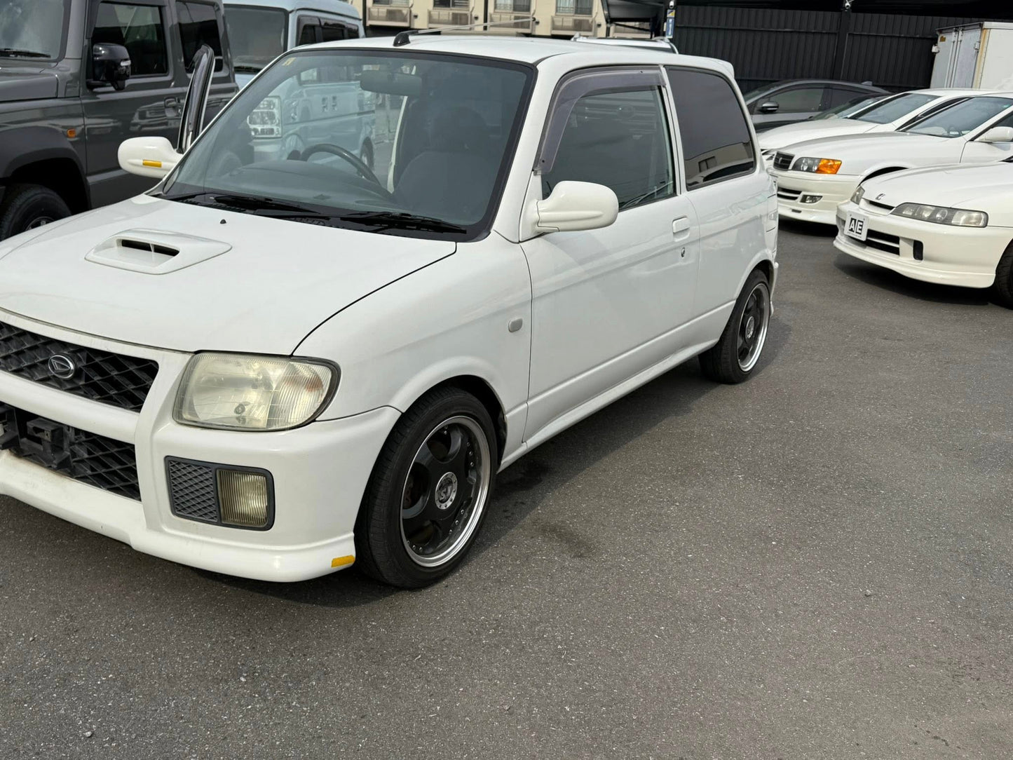 1999 Daihatsu Mira TR
