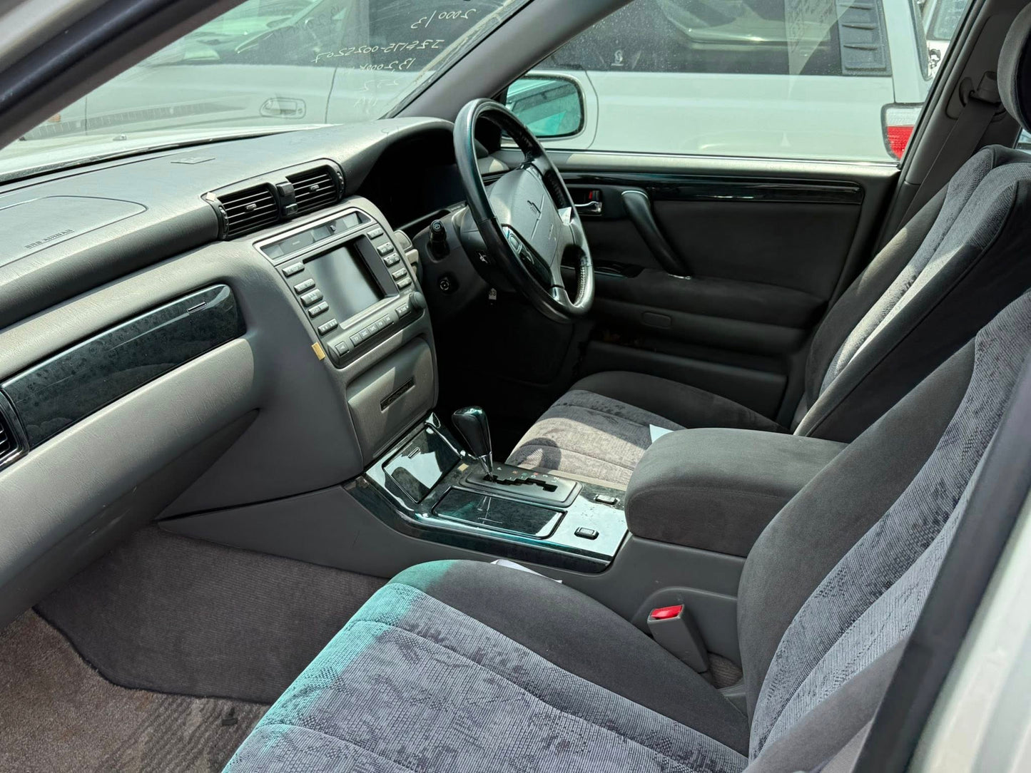2000 Toyota Crown Athlete G
