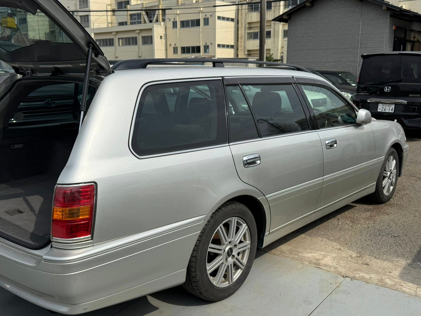 2000 Toyota Crown Athlete G
