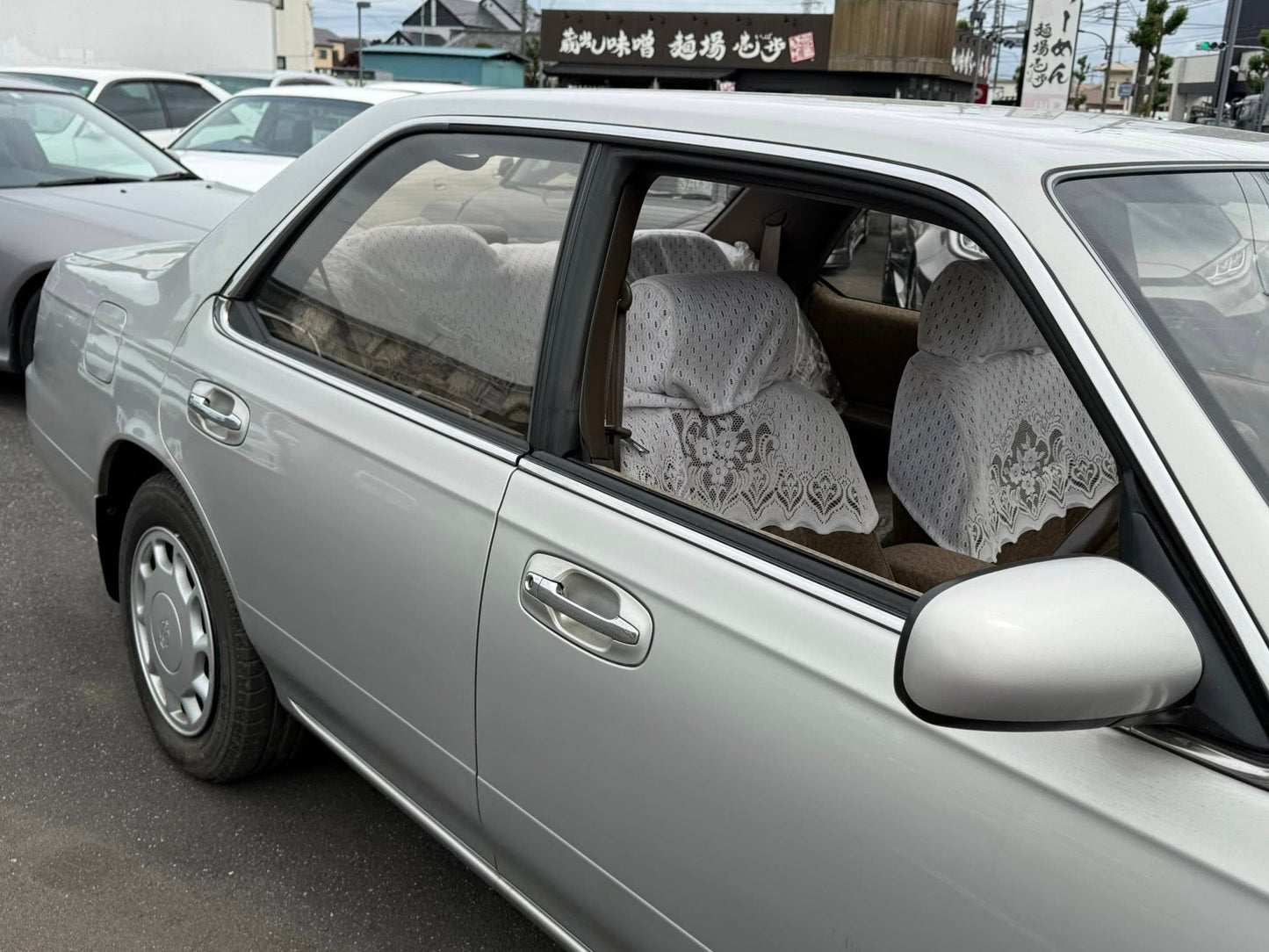 1995 Nissan Laurel Medalist
