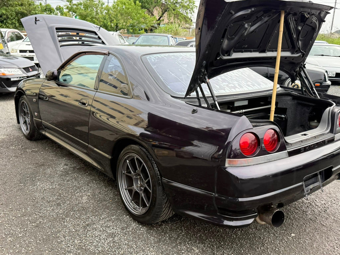 1995 Nissan R33 Skyline GT-R VSpec