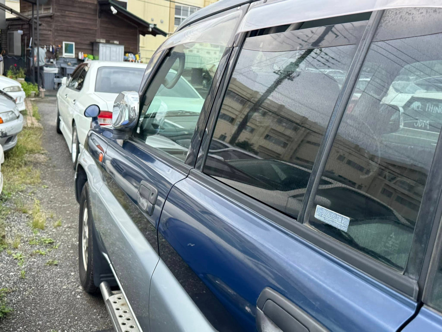 1999 Mitsubishi Pajero iO