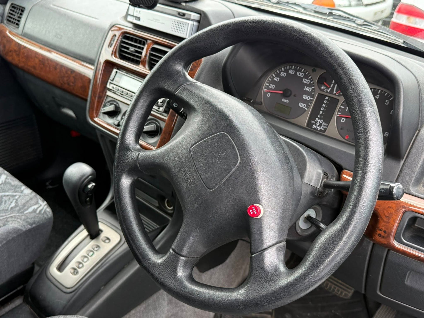 1999 Mitsubishi Pajero iO