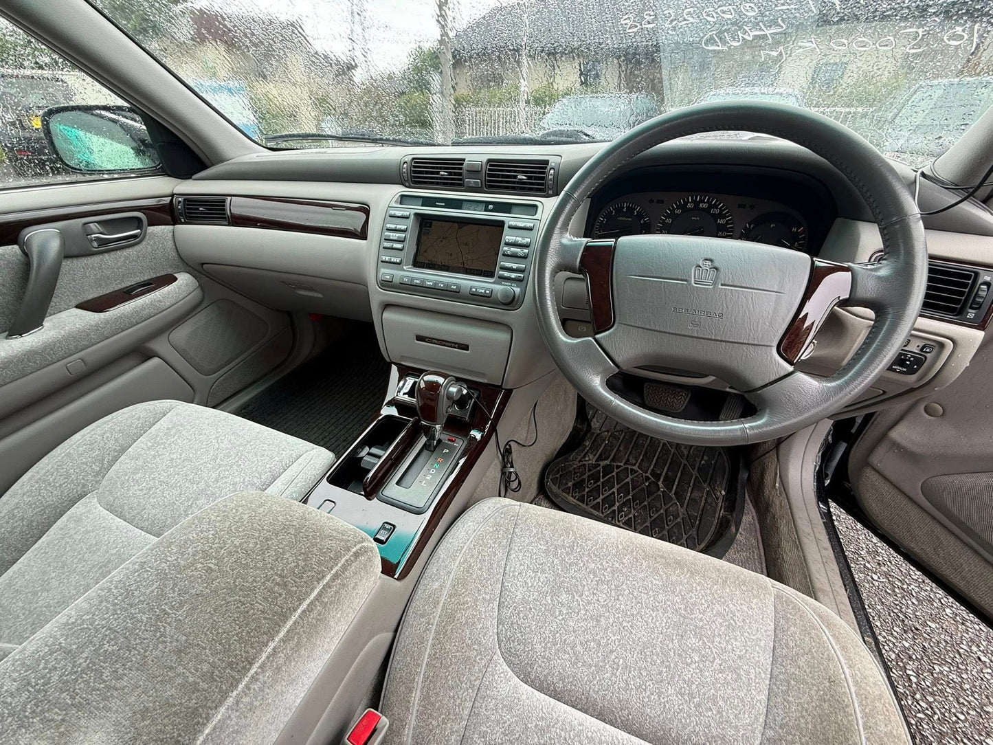 2000 Toyota Crown Athlete Four
