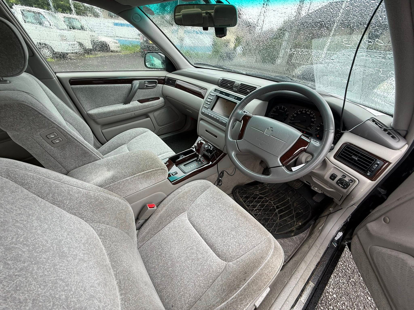 2000 Toyota Crown Athlete Four