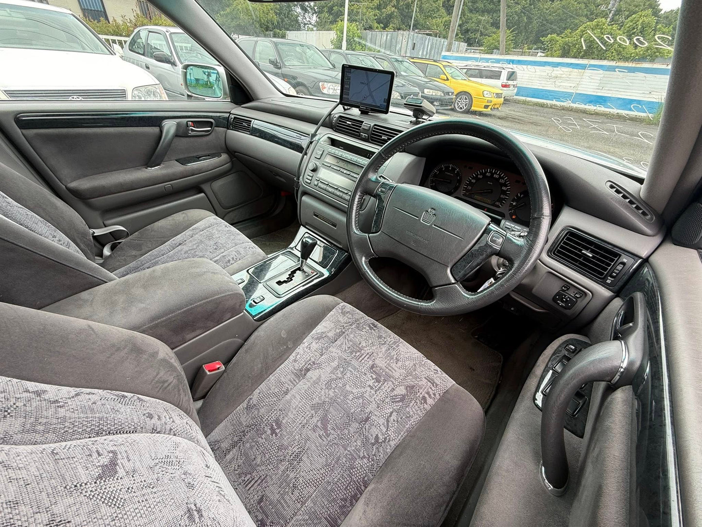 2000 Toyota Crown Estate Athlete G
