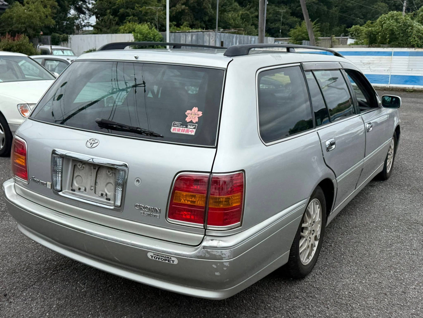 2000 Toyota Crown Estate Athlete G