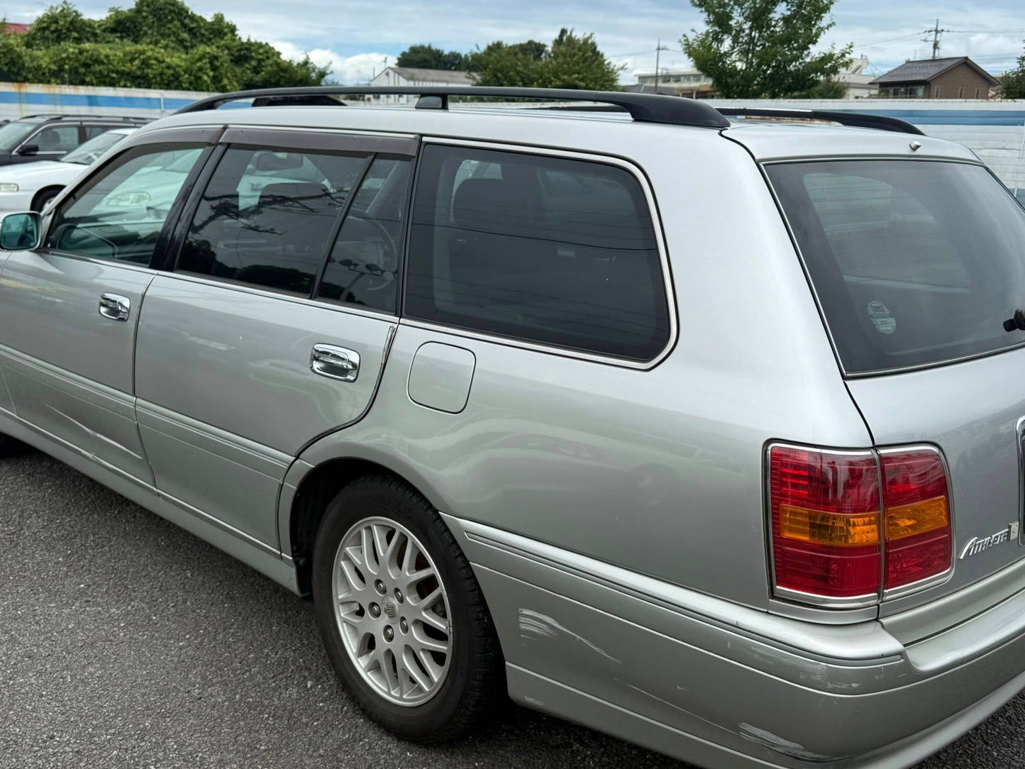 2000 Toyota Crown Estate Athlete G
