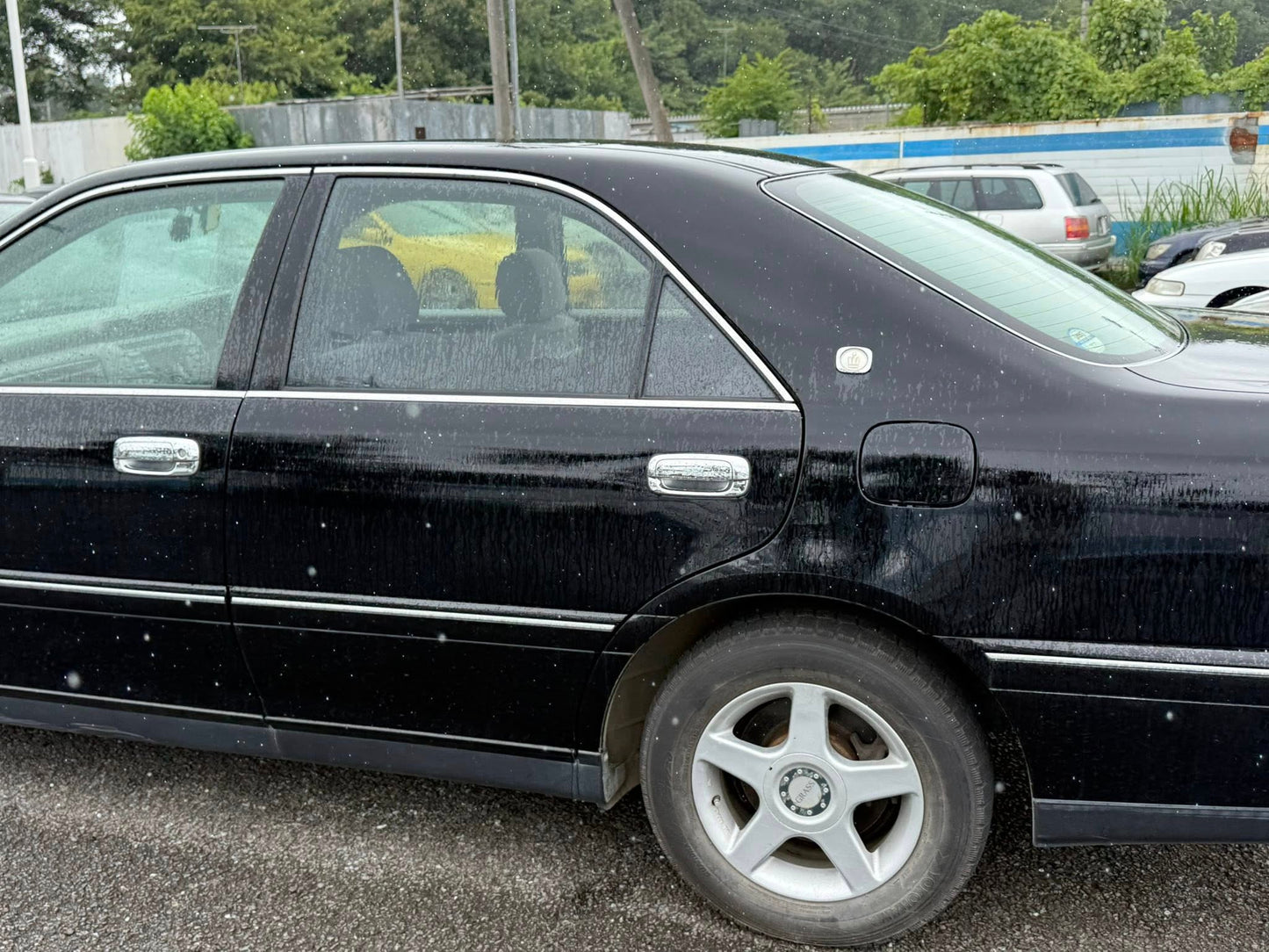 2000 Toyota Crown Athlete Four
