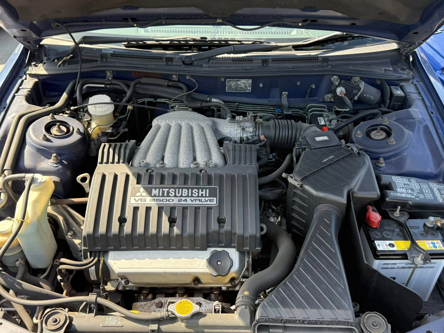 1997 Mitsubishi Legnum