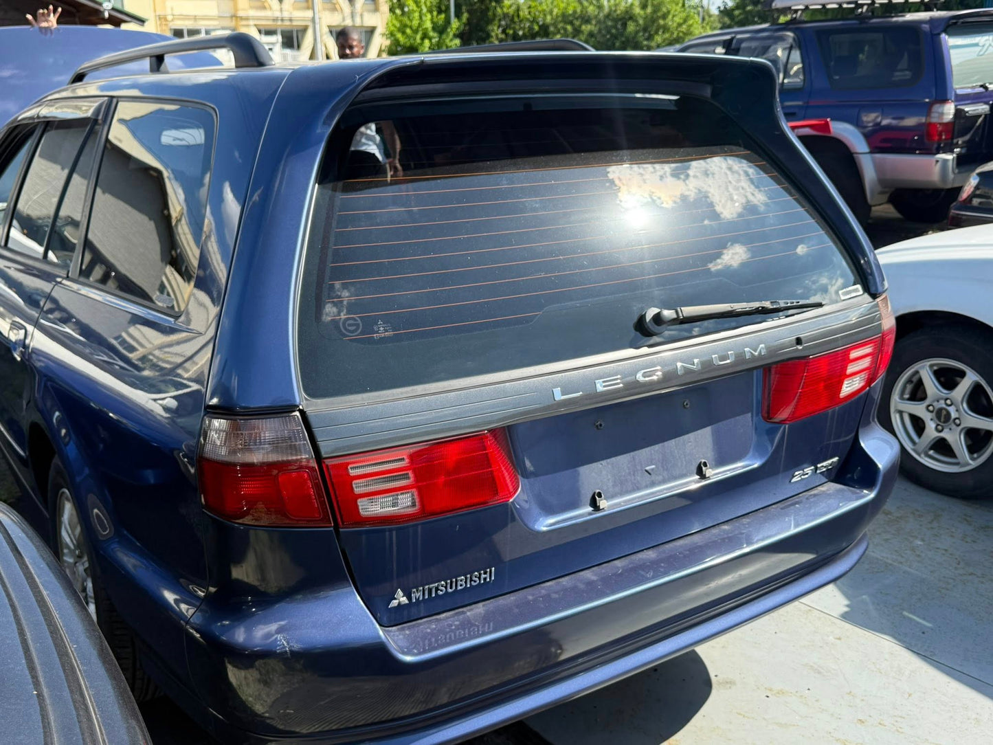 1997 Mitsubishi Legnum