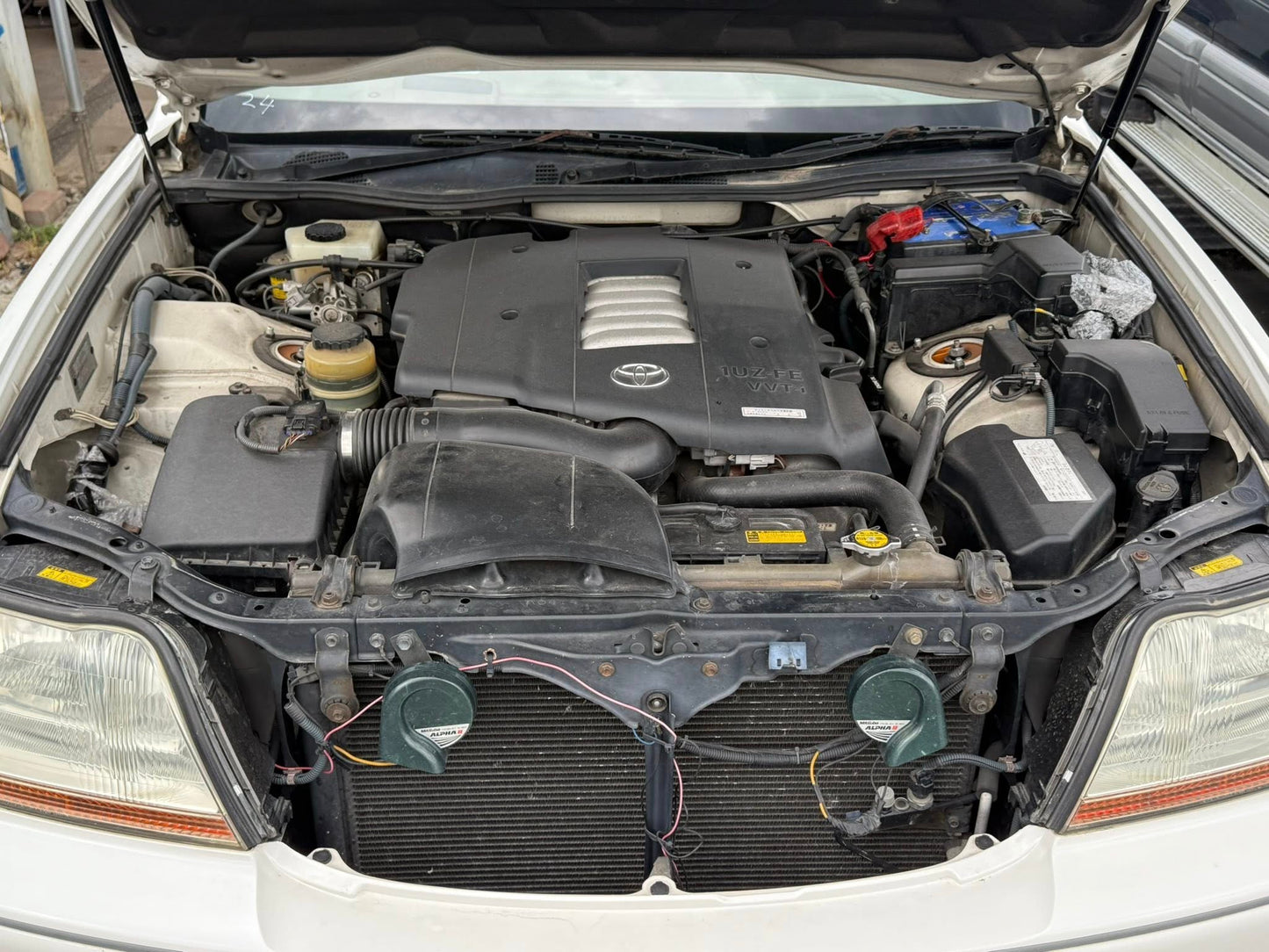 1999 Toyota Crown Majesta