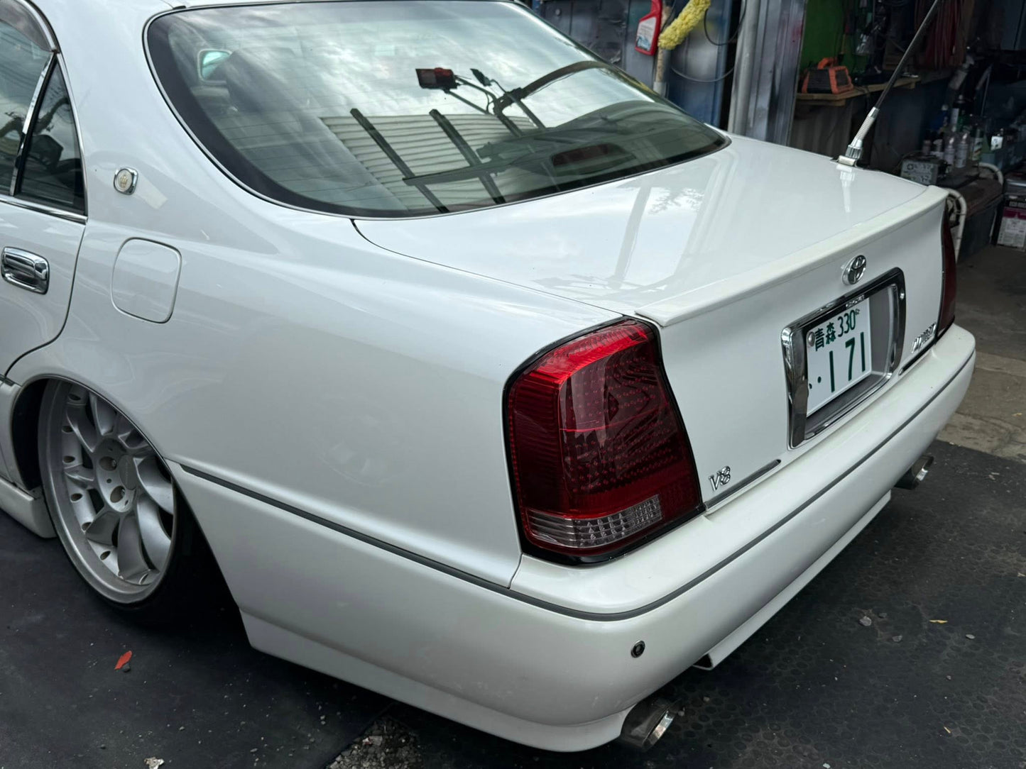 1999 Toyota Crown Majesta
