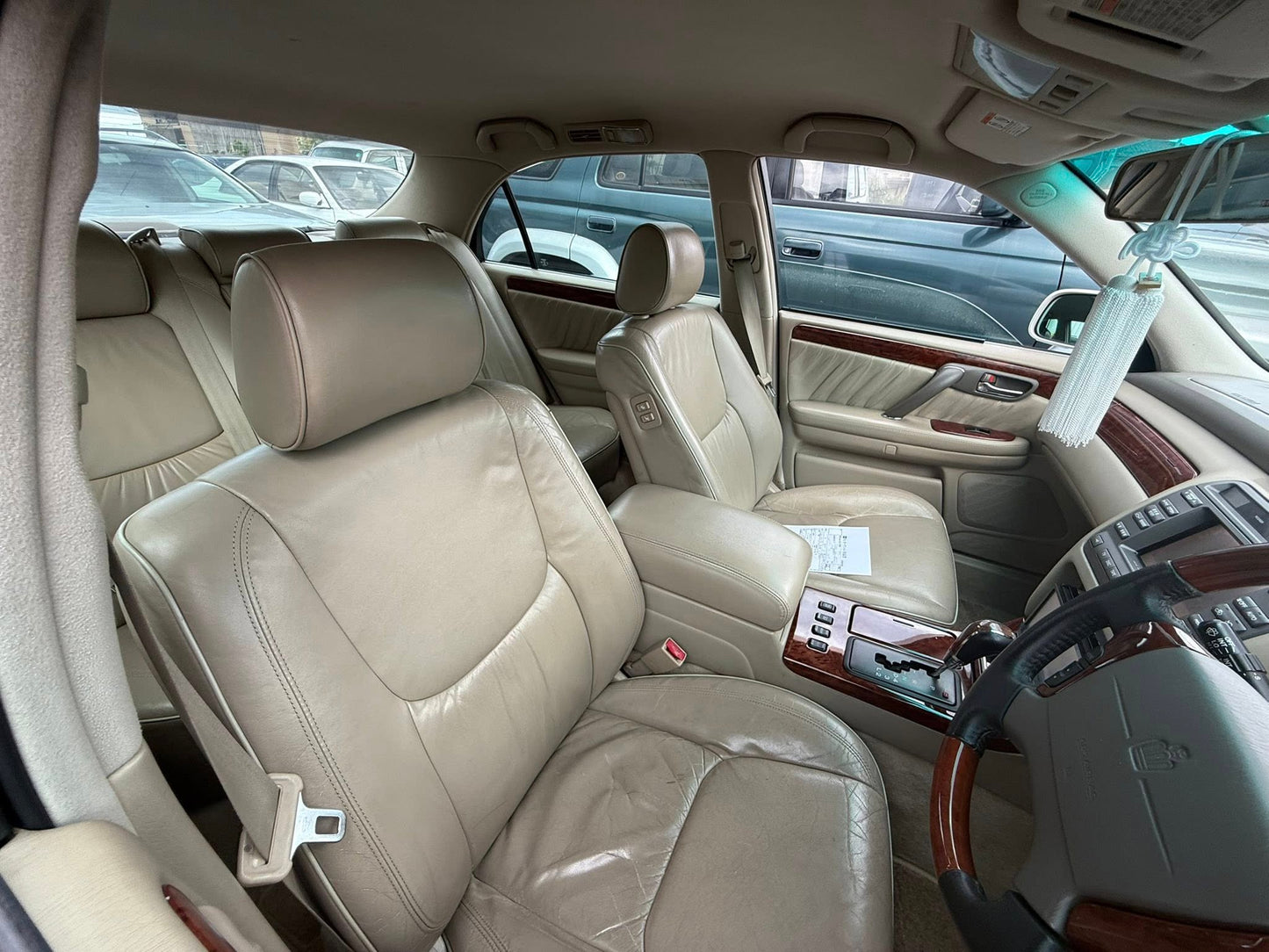 1999 Toyota Crown Majesta