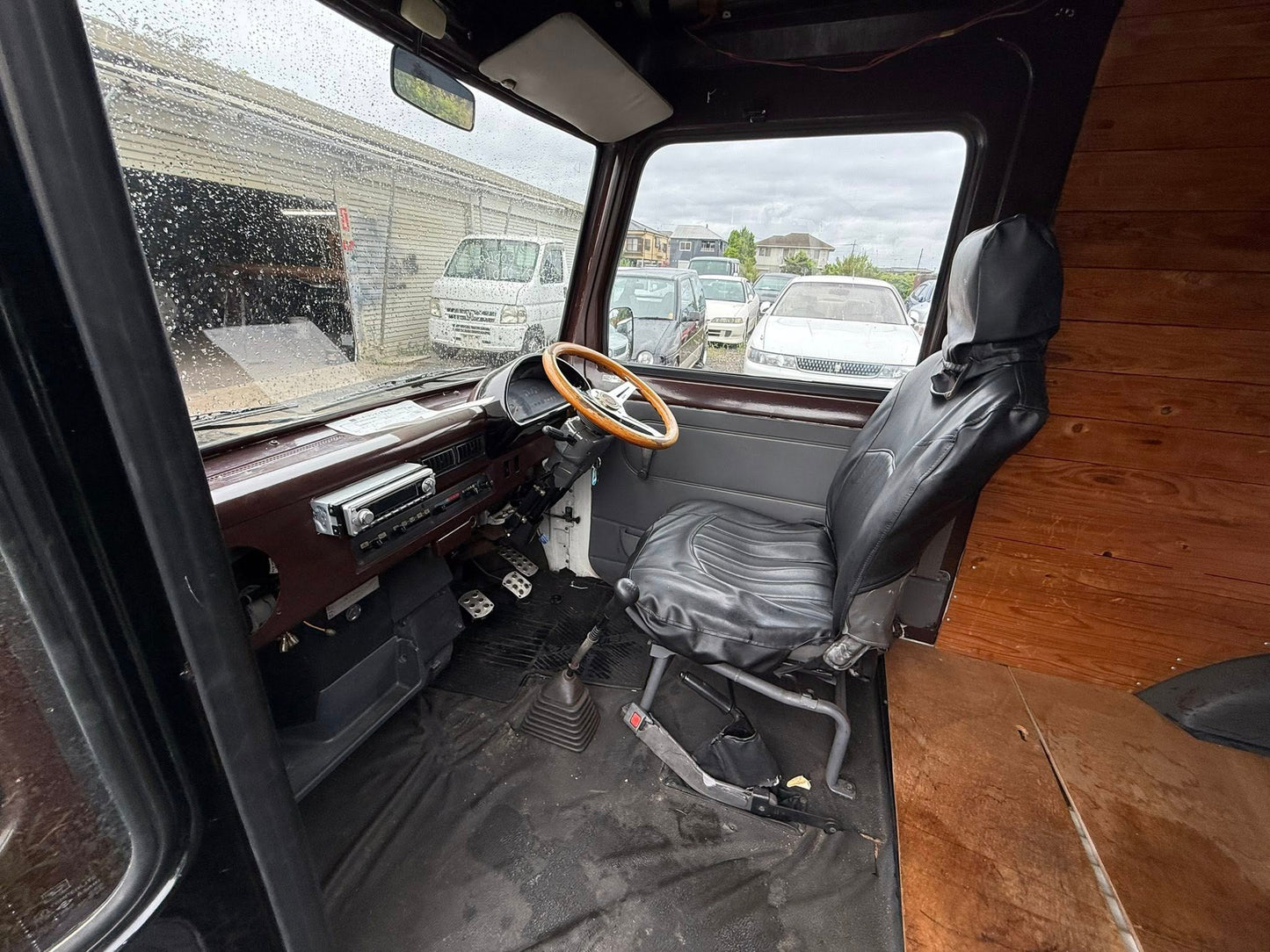 1991 Daihatsu Mira Walkthru
