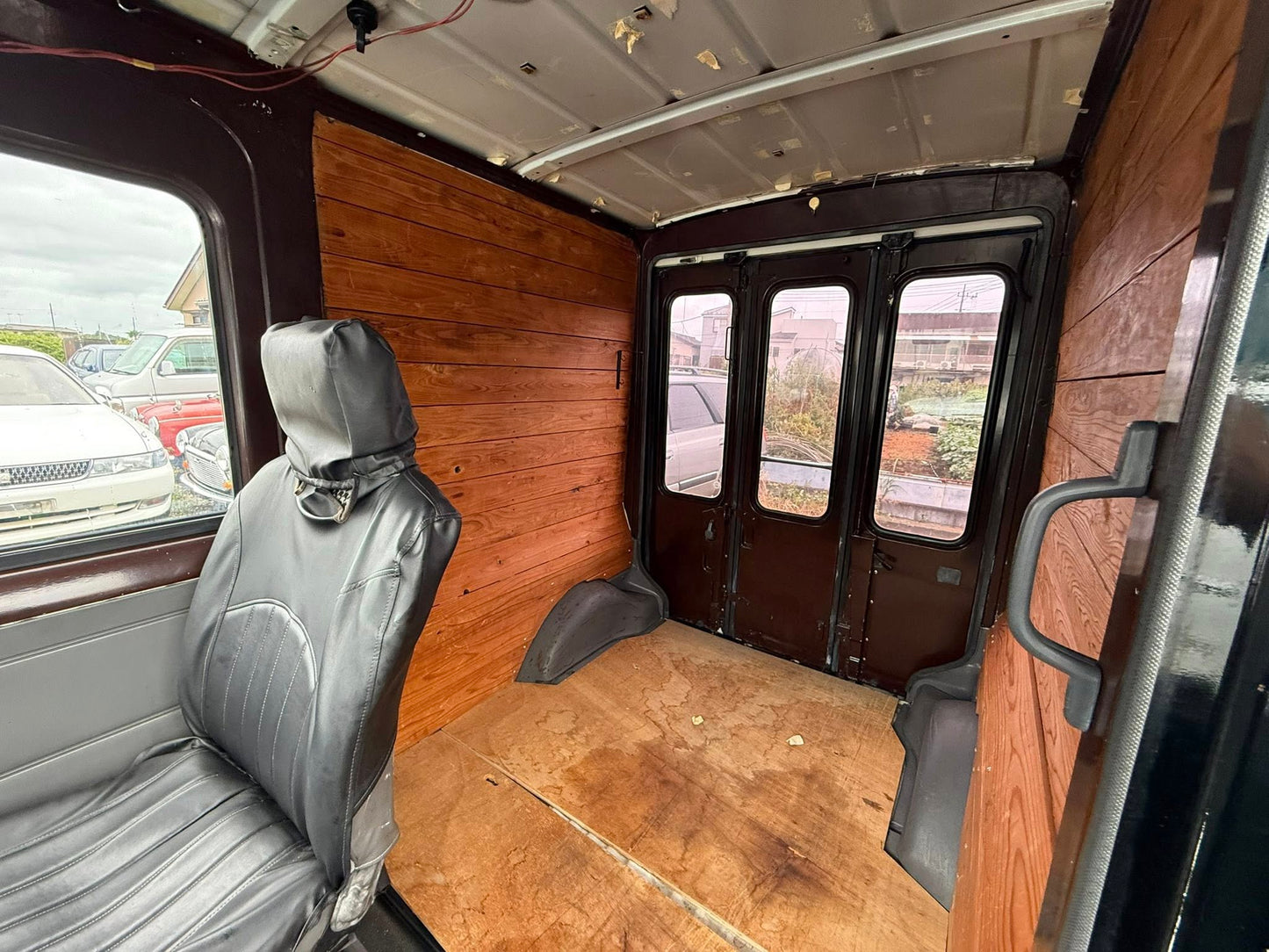 1991 Daihatsu Mira Walkthru