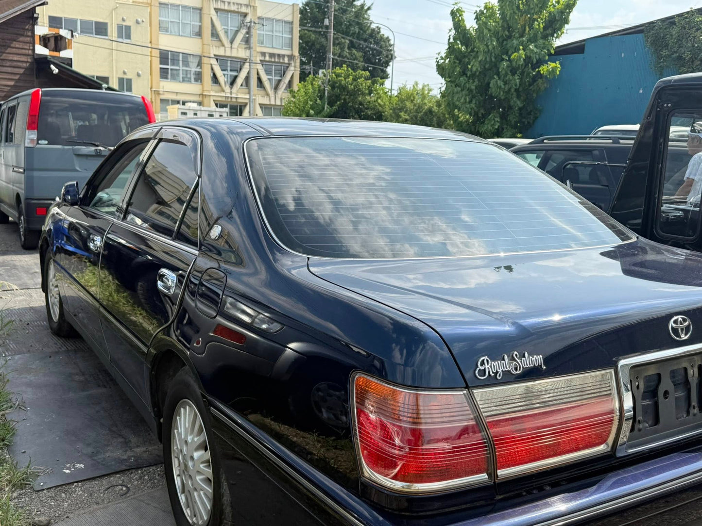 2000 Toyota Crown Royal Saloon