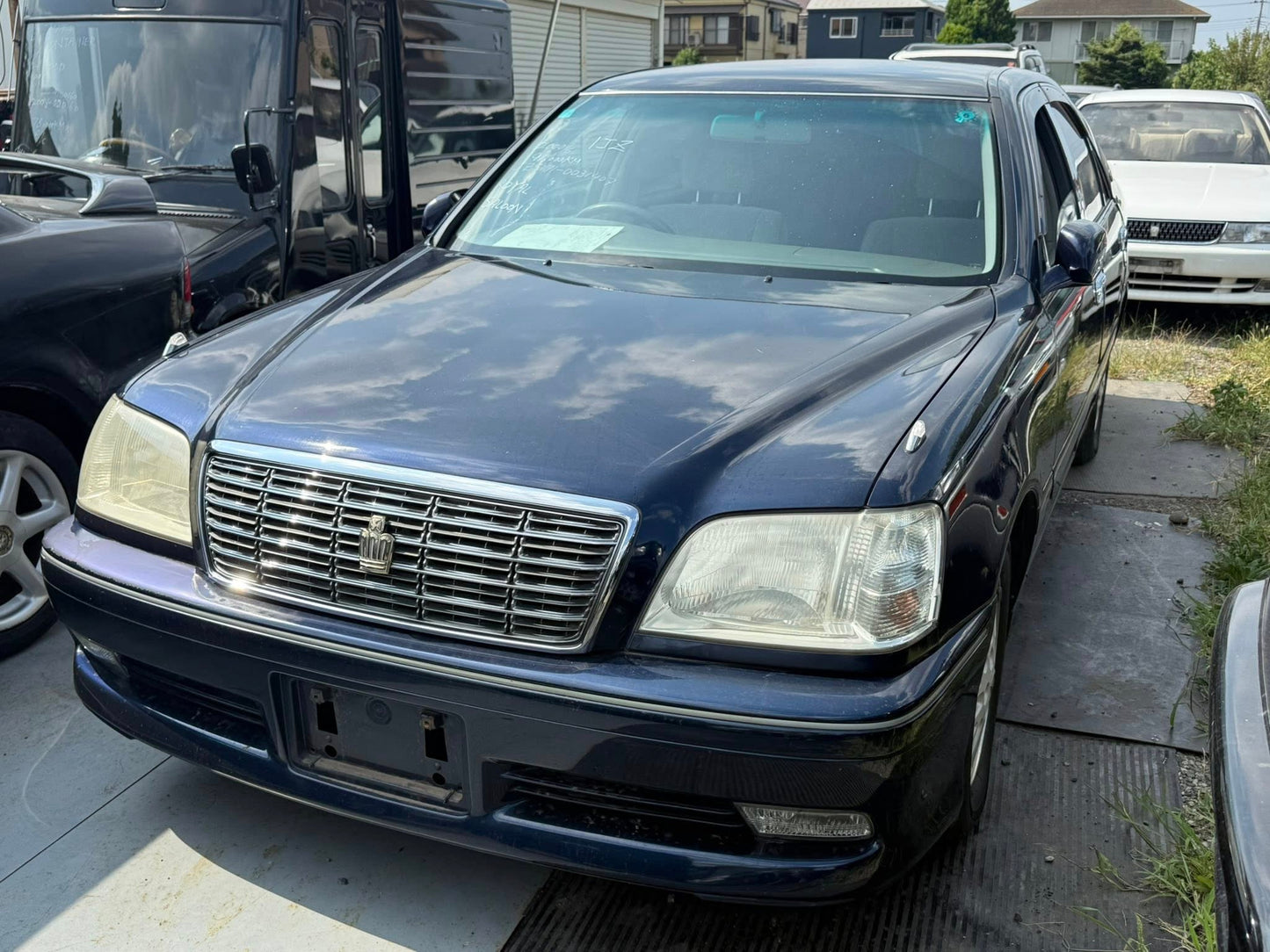 2000 Toyota Crown Royal Saloon