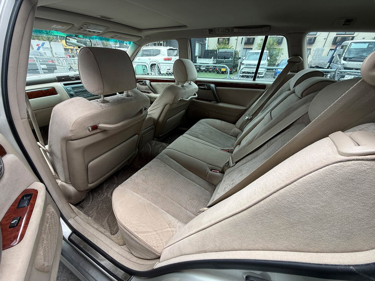 2000 Toyota Crown Estate Athlete V