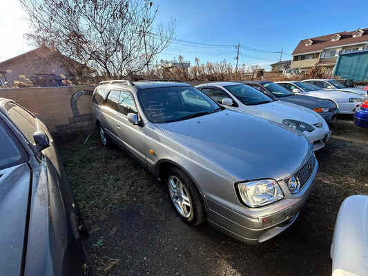 1998 Nissan Stagea