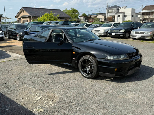 1995 Nissan Skyline R33 GT-R