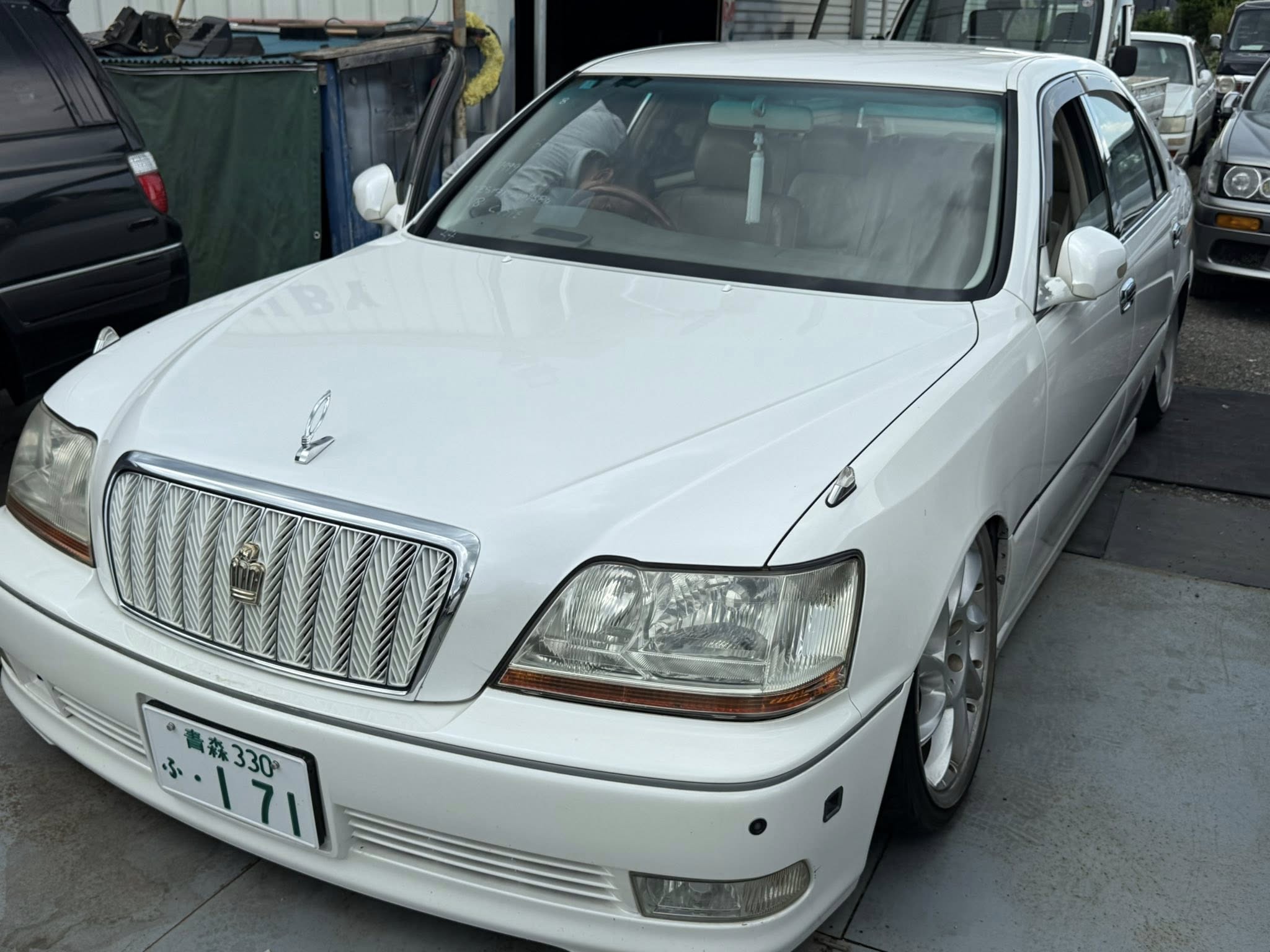 1999 Toyota Crown Majesta – AllthingZJDMShop
