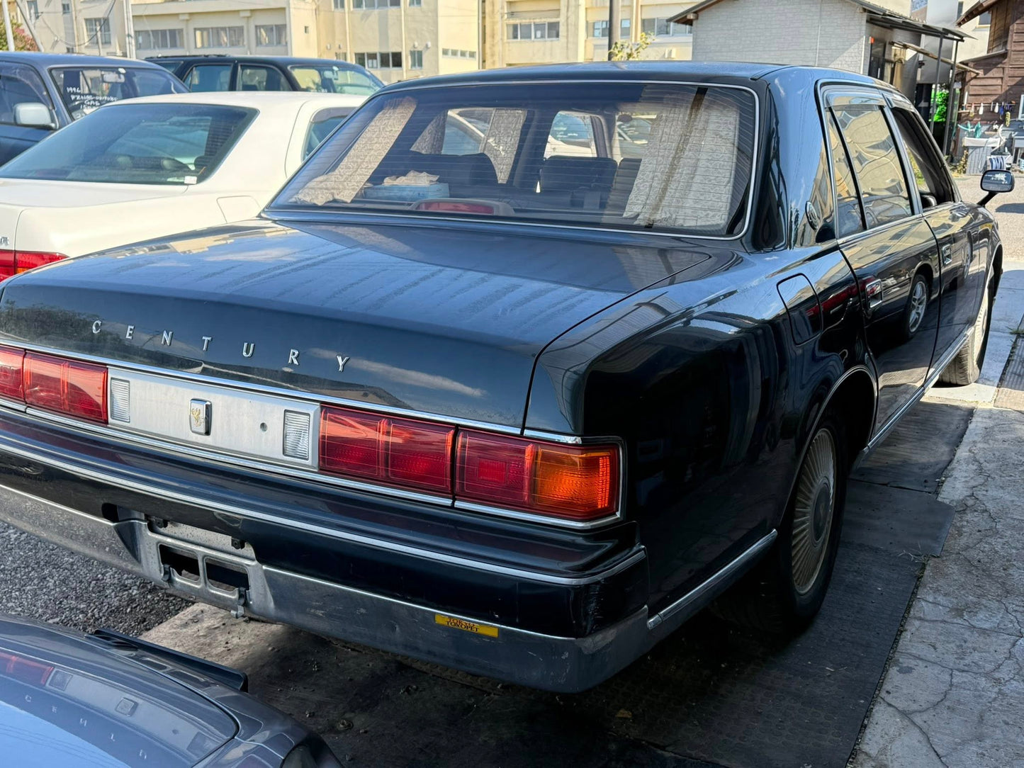 2000 Toyota Century VIP
