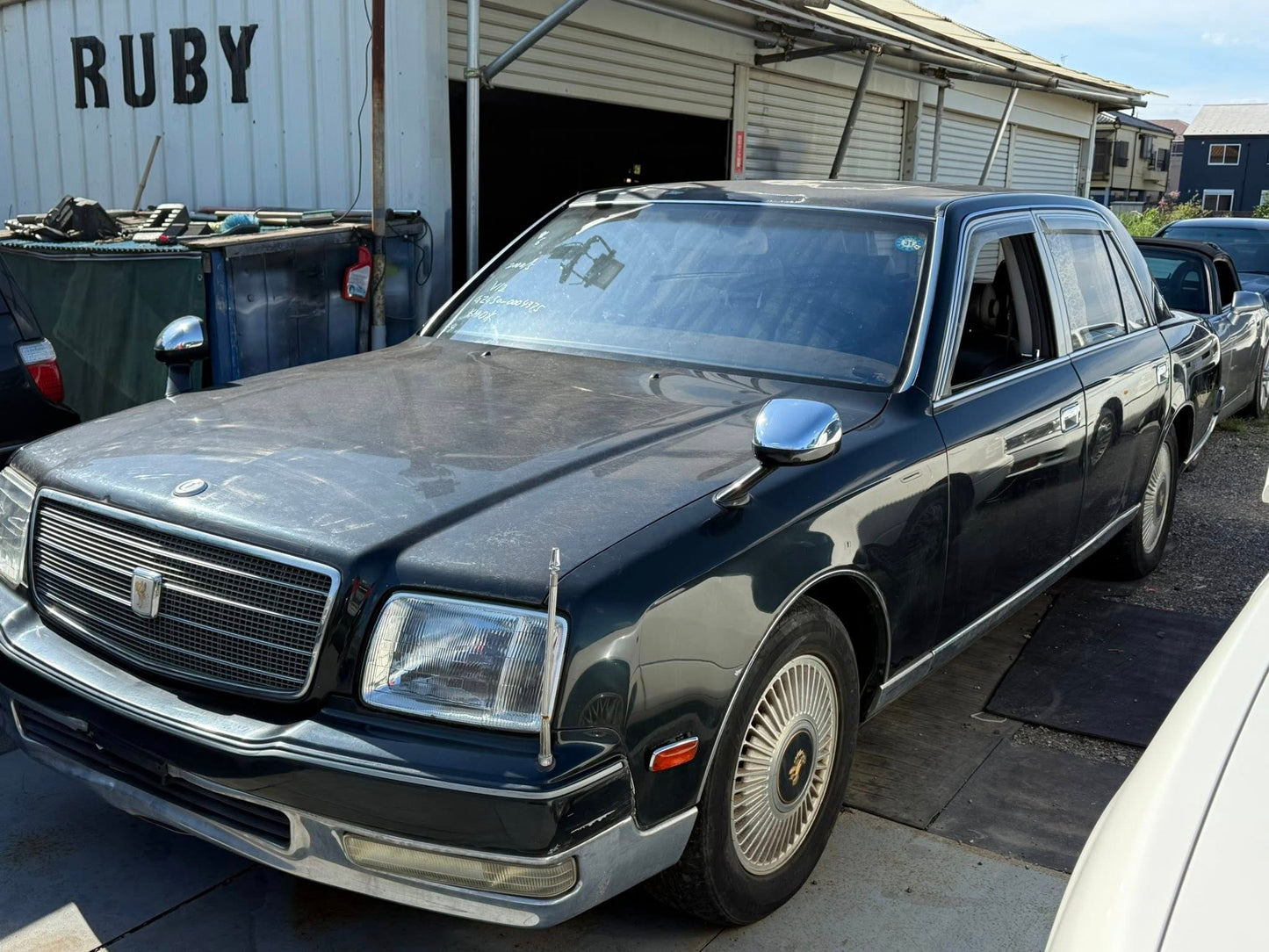 2000 Toyota Century VIP