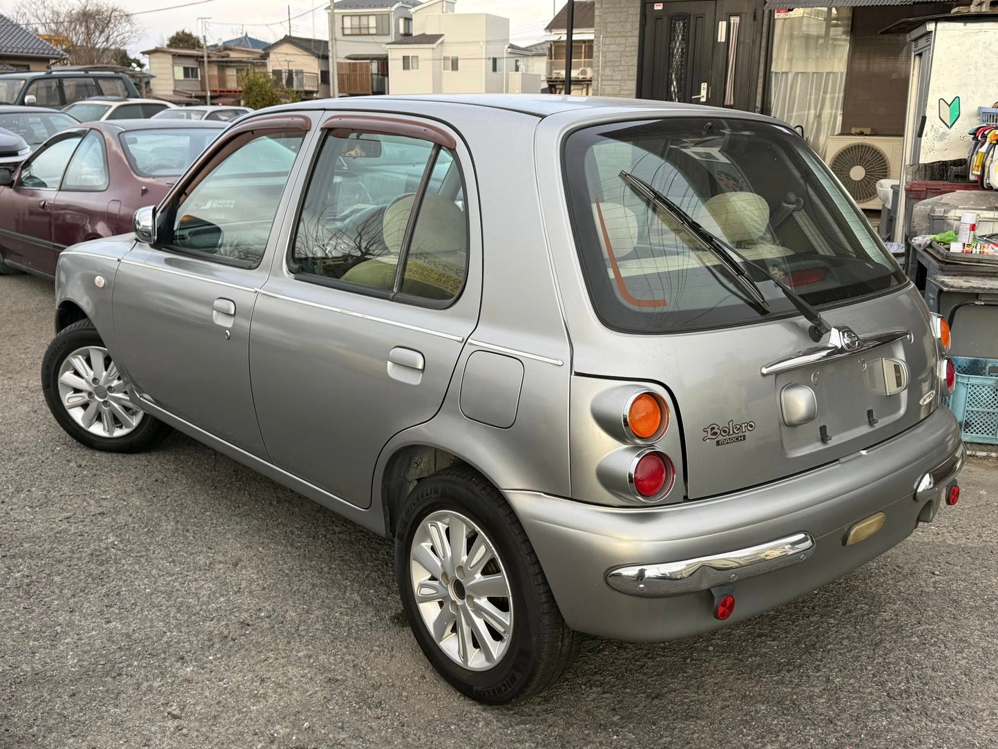 2000 Nissan March