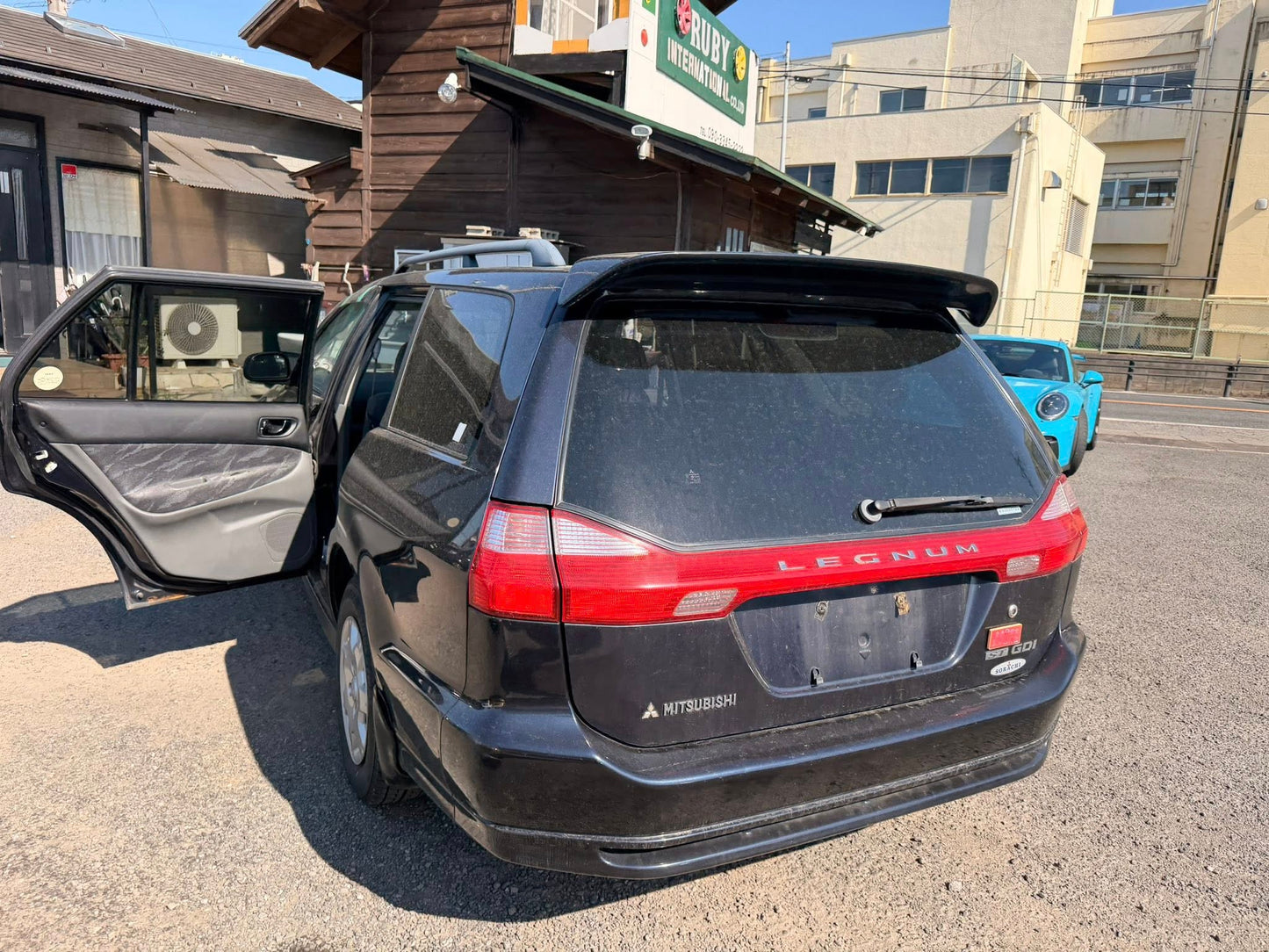 1999 Mitsubishi Legnum ST