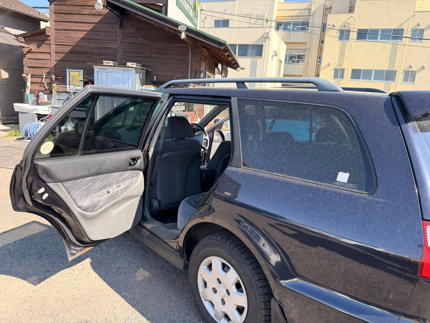 1999 Mitsubishi Legnum ST