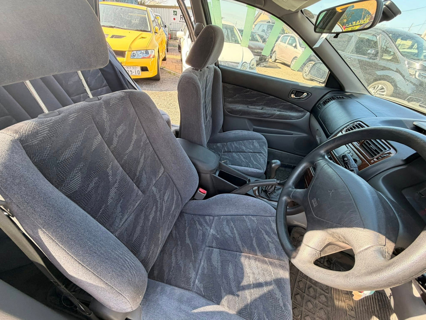 1999 Mitsubishi Legnum ST