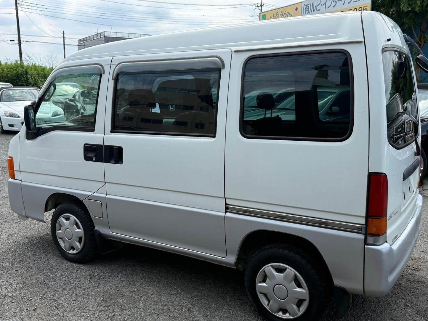 2000 Subaru Sambar Dias