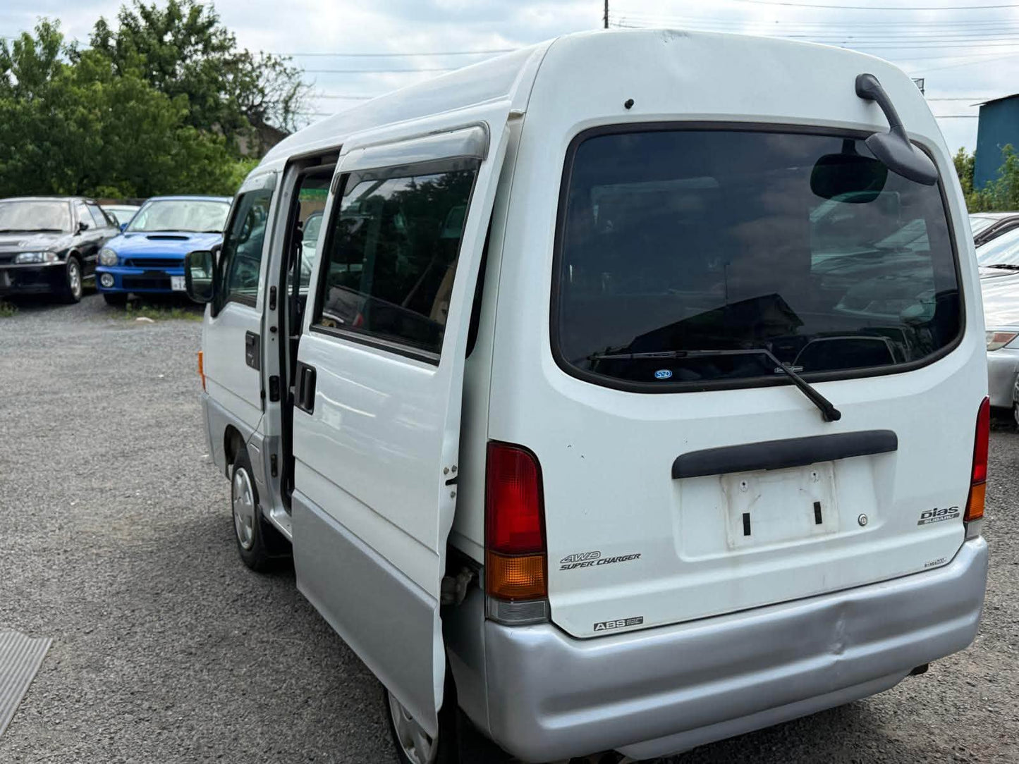 2000 Subaru Sambar Dias
