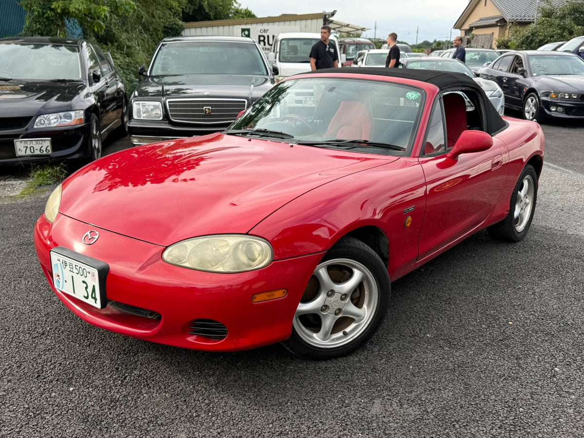 2001 Mazda Roadster (Miata)