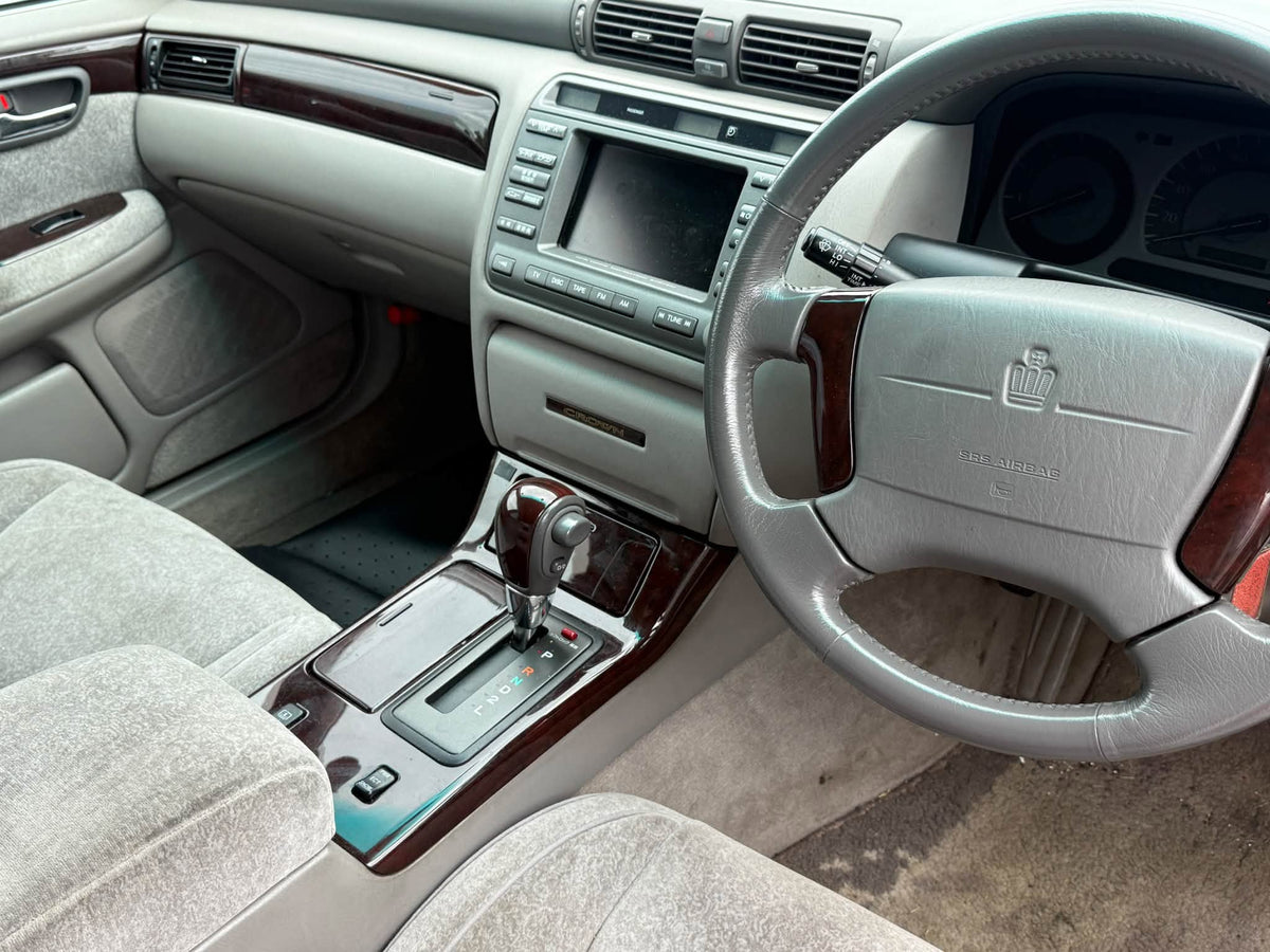 2000 Toyota Crown Royal Saloon Four
