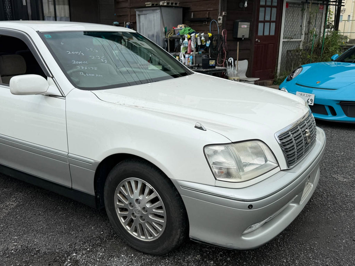 2001 Toyota Crown Royal Saloon