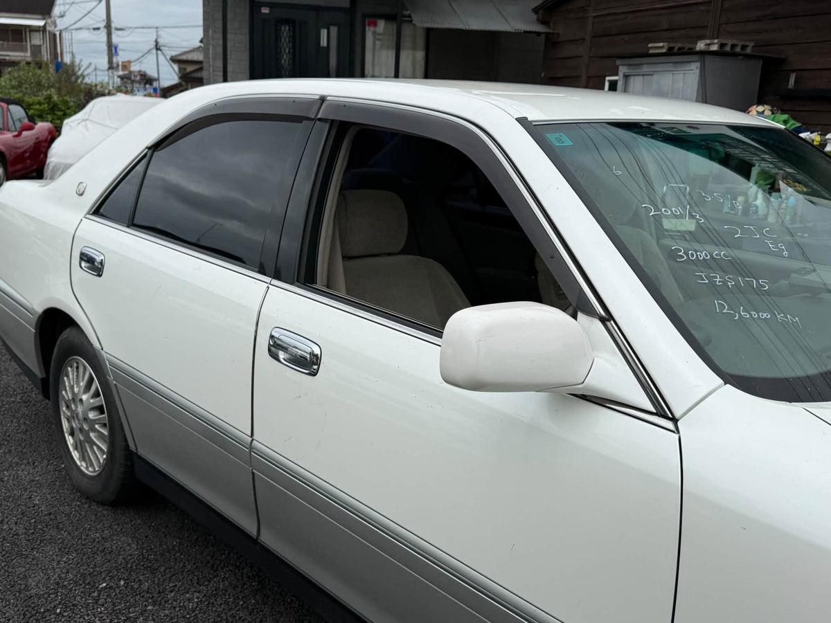 2001 Toyota Crown Royal Saloon