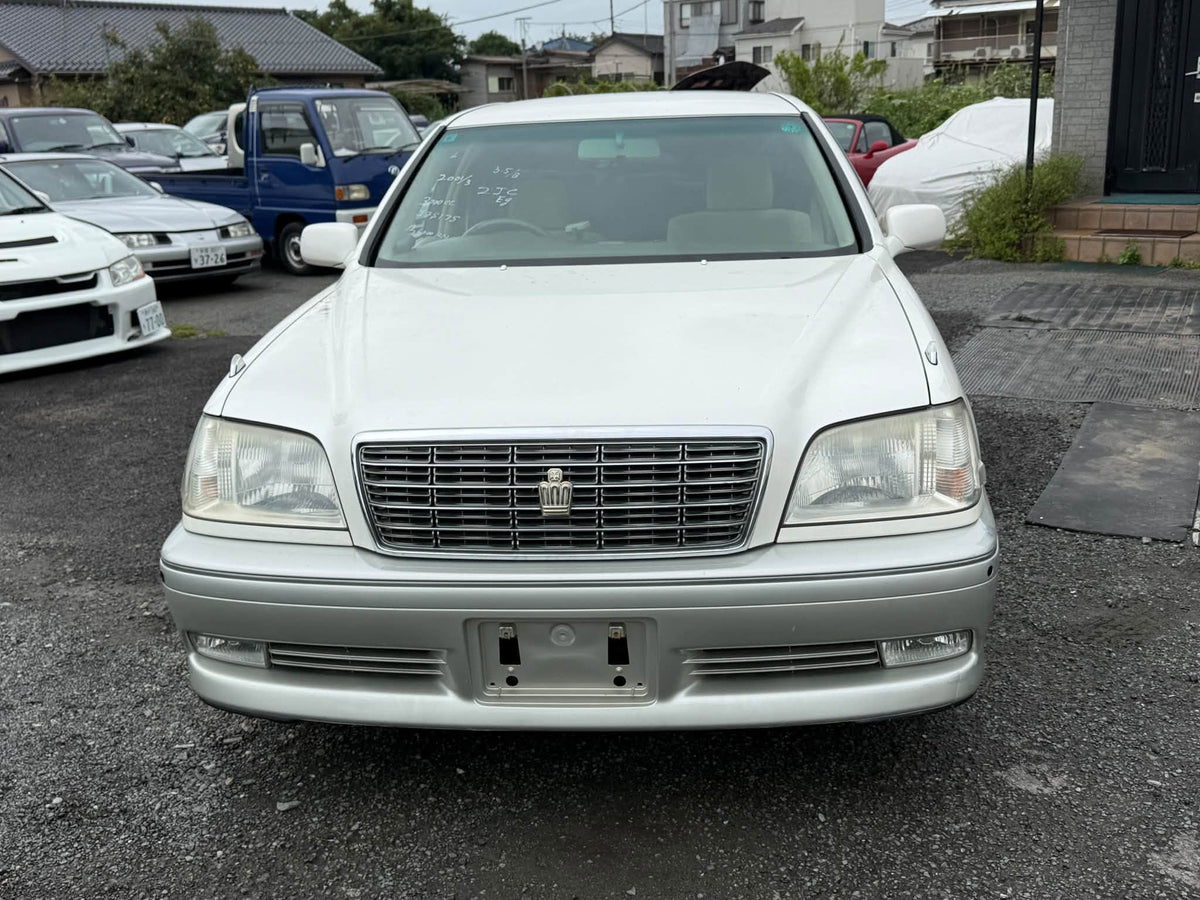 2001 Toyota Crown Royal Saloon