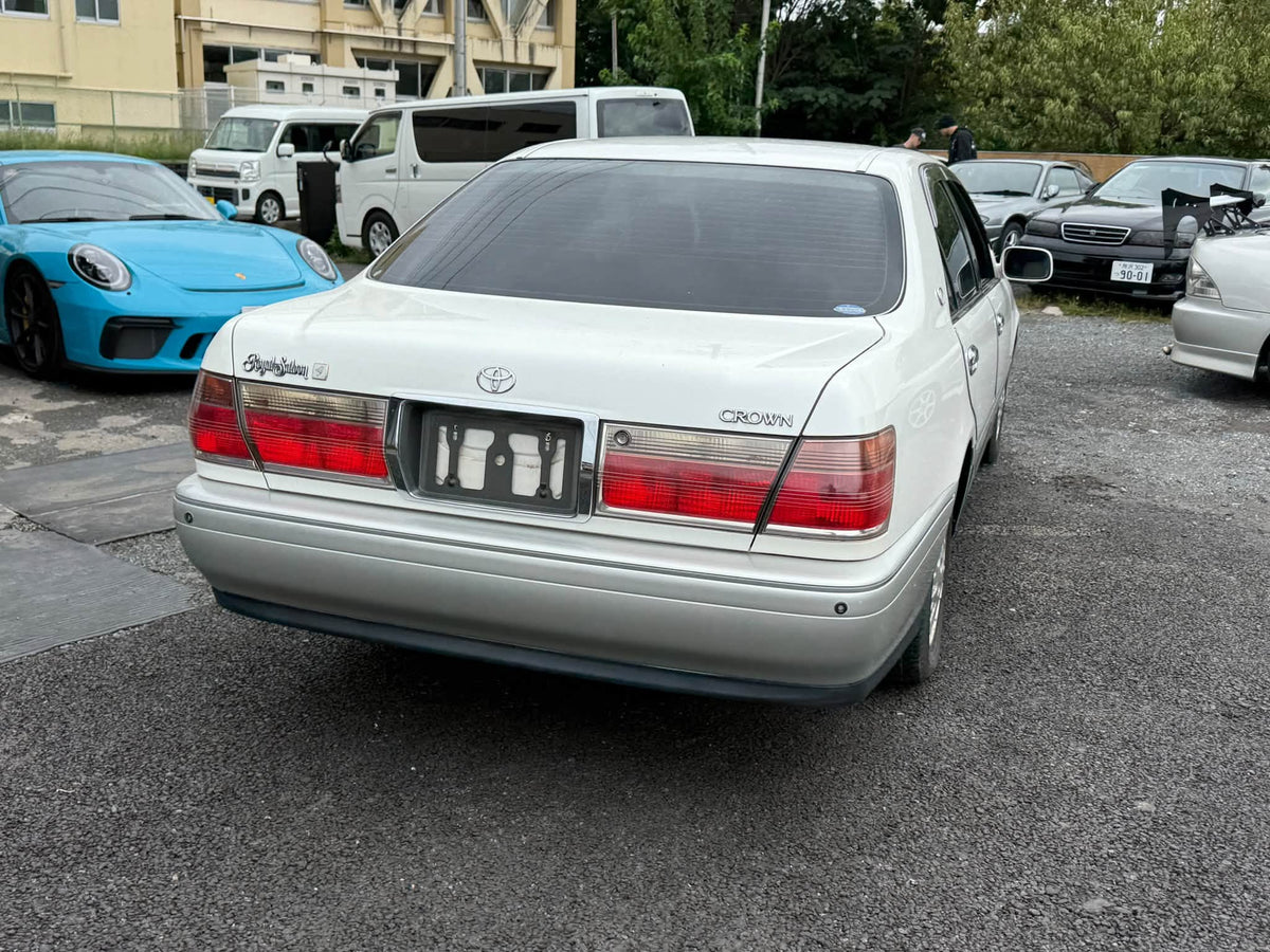 2001 Toyota Crown Royal Saloon