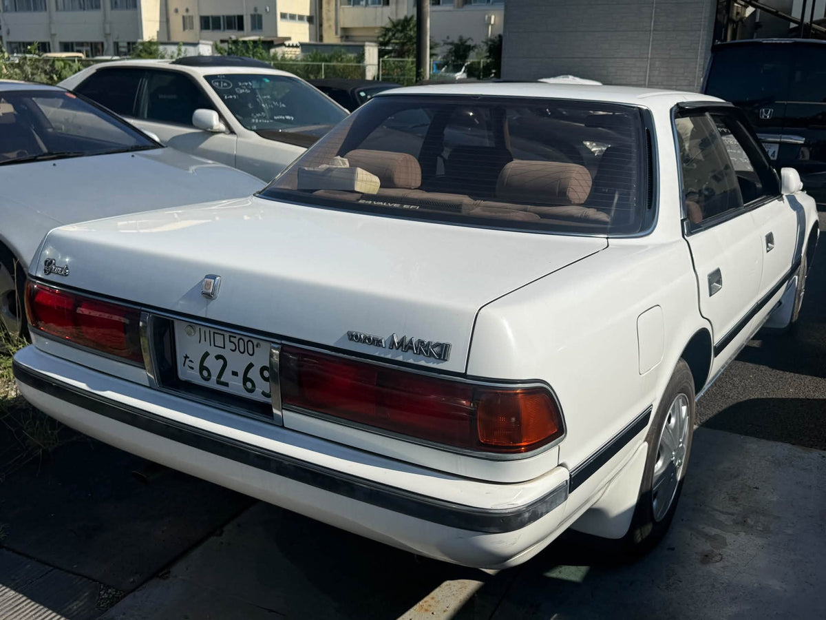 1990 Toyota Mark II Grande