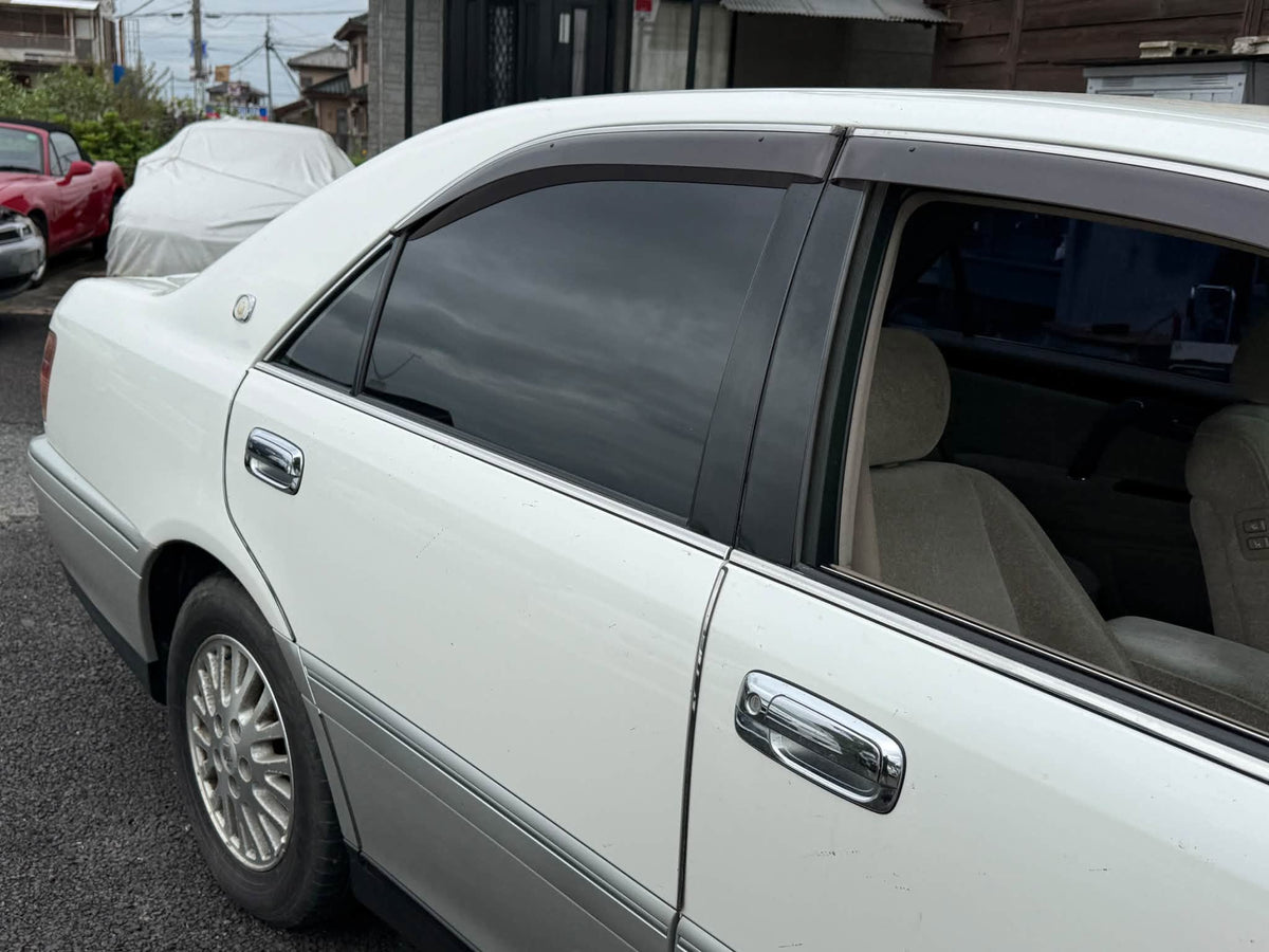 2001 Toyota Crown Royal Saloon