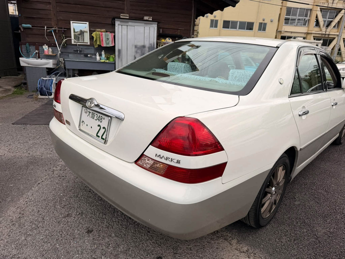 2000 Toyota Mark II Grande G-TB