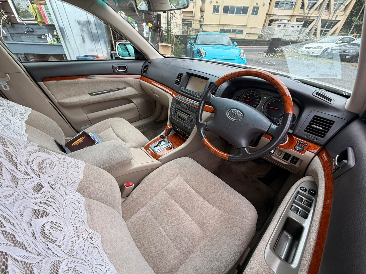 2000 Toyota Mark II Grande G-TB