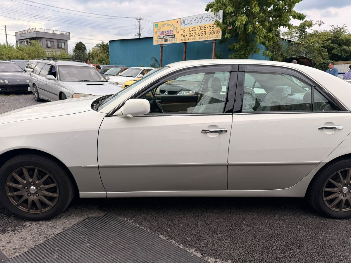2000 Toyota Mark II Grande G-TB