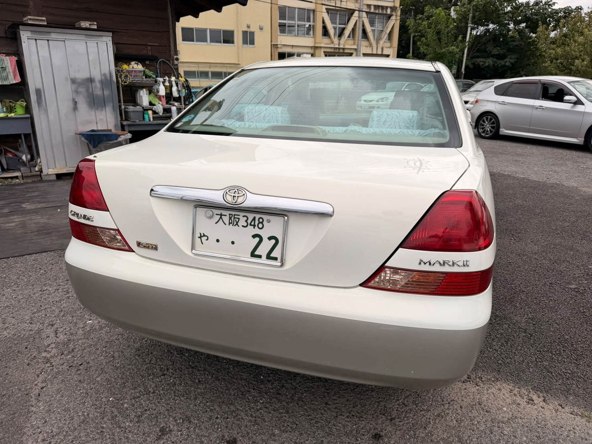 2000 Toyota Mark II Grande G-TB