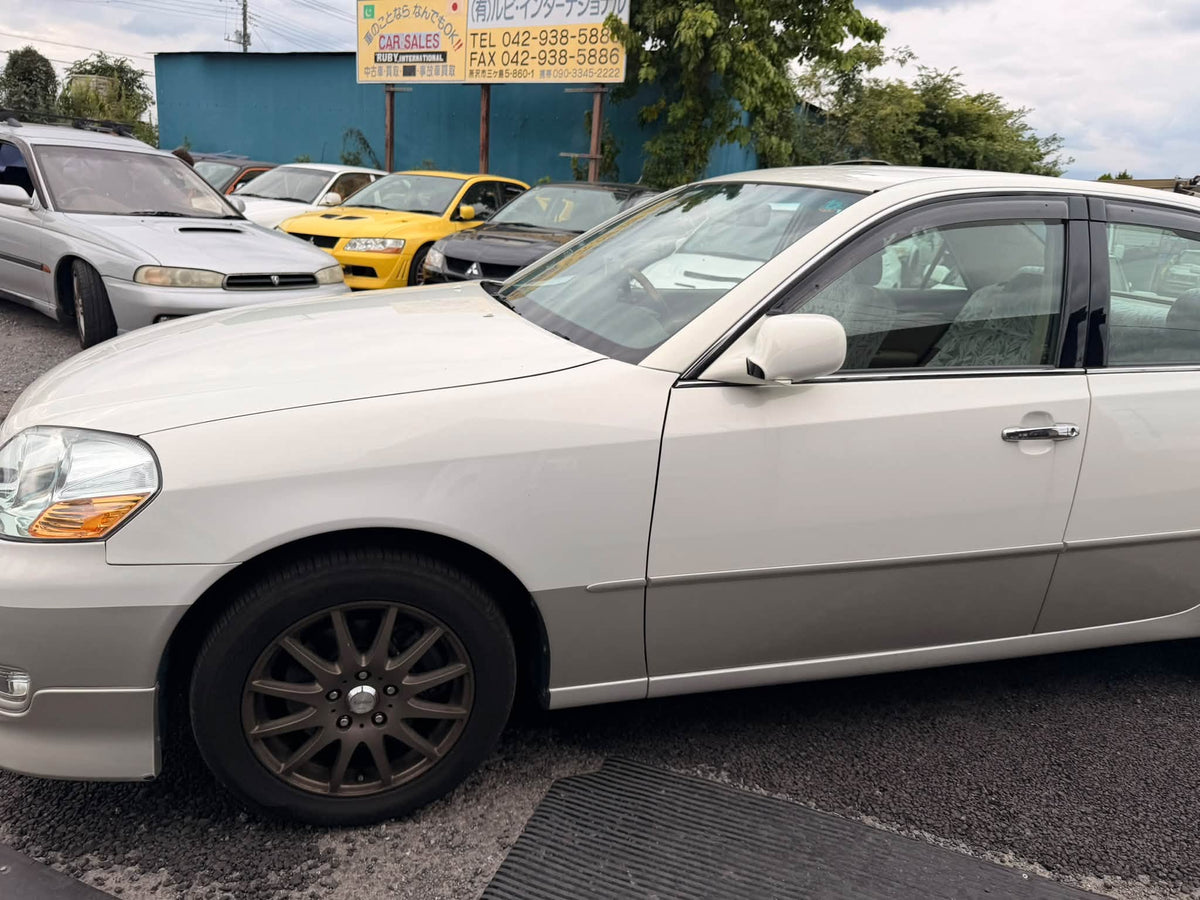 2000 Toyota Mark II Grande G-TB